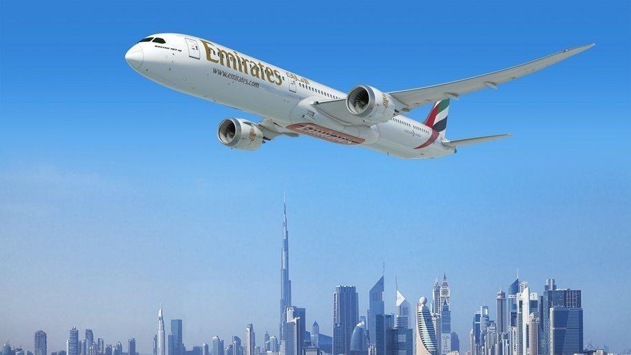 Emirates investit 15 milliards pour avoir le B787-10