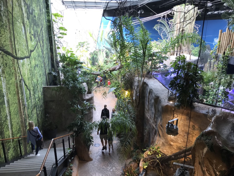 canet aquarium escalier1